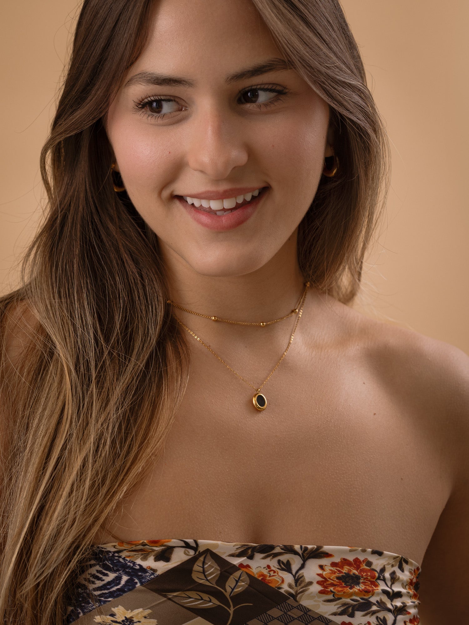 Dots Chain Necklace