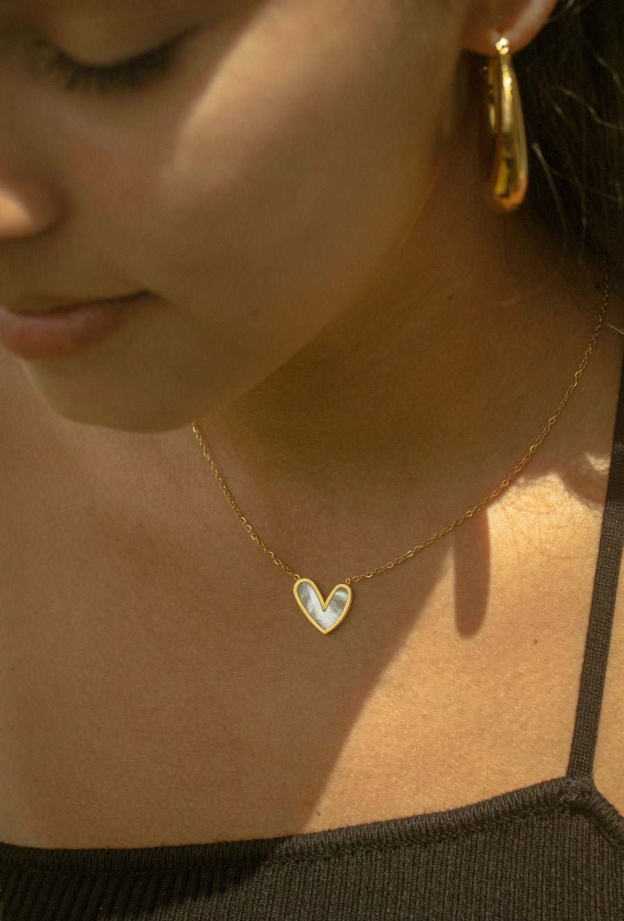 Nacre Heart Necklace