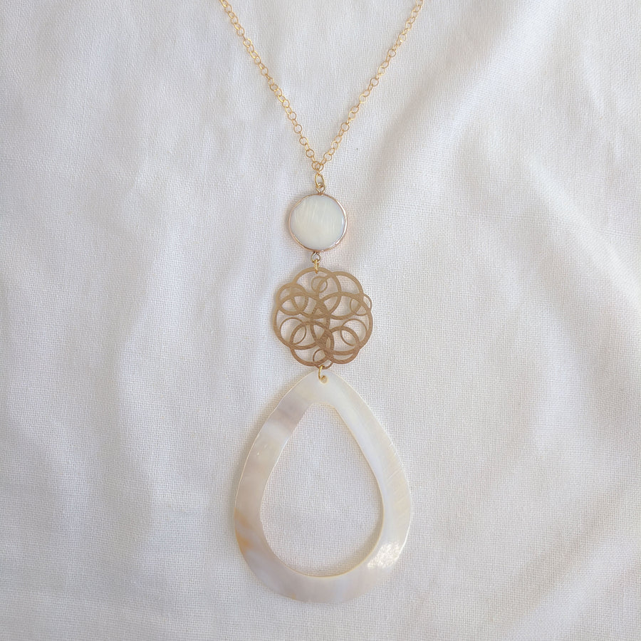 Nacar Long Necklace