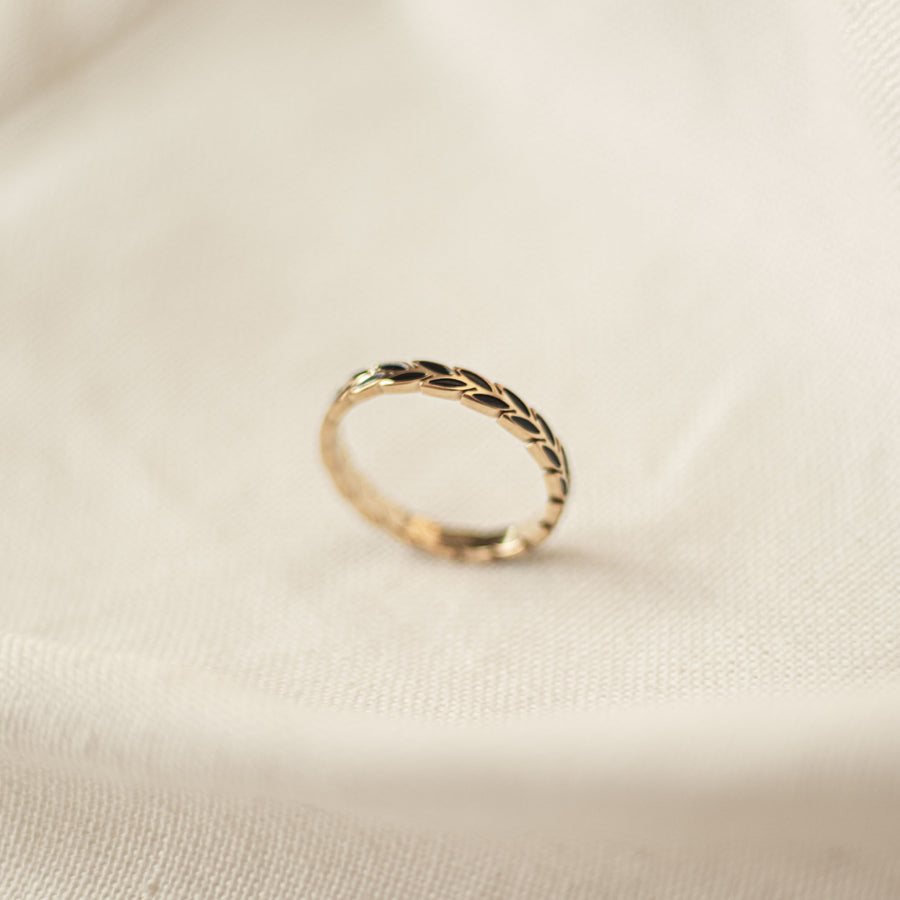 Ivy Ring