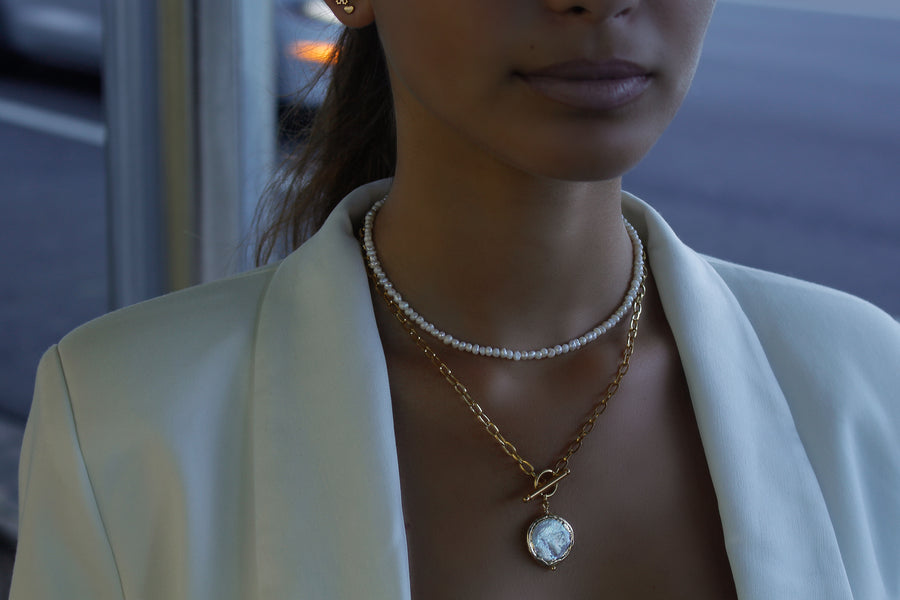 Madre Perla Bold Chain Necklace
